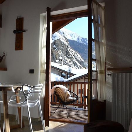 Chalet Mont Blanc De Courmayeur Buitenkant foto