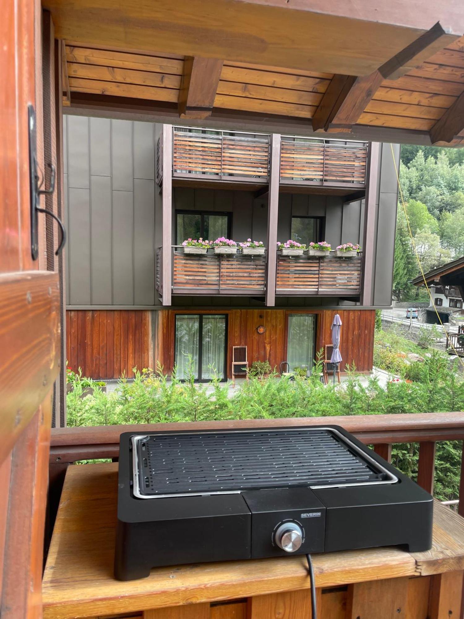 Chalet Mont Blanc De Courmayeur Buitenkant foto