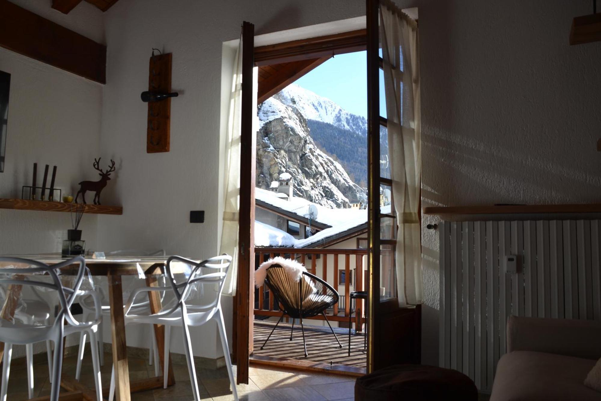 Chalet Mont Blanc De Courmayeur Buitenkant foto